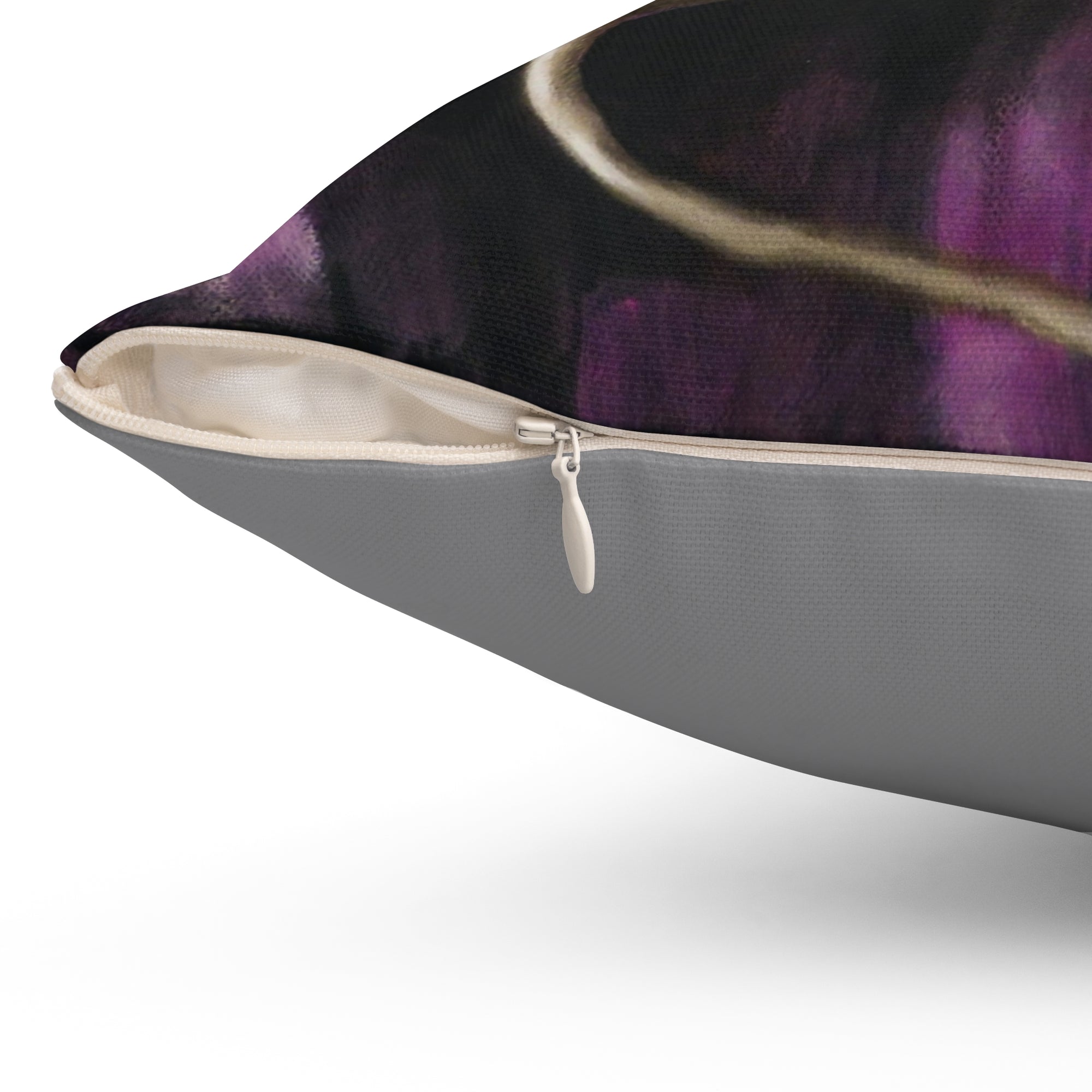 Manroot Magenta pillow