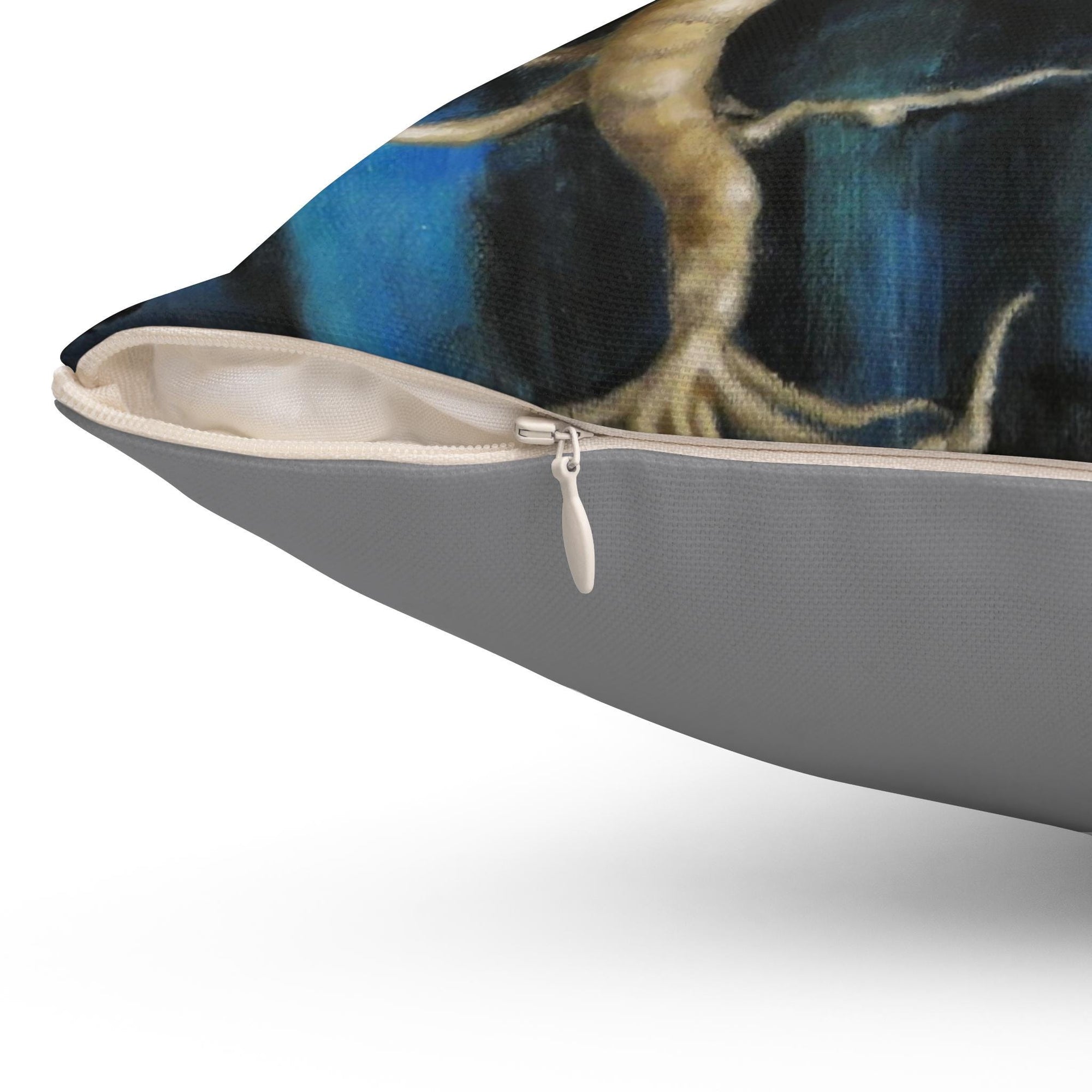 Manroot Cyan pillow