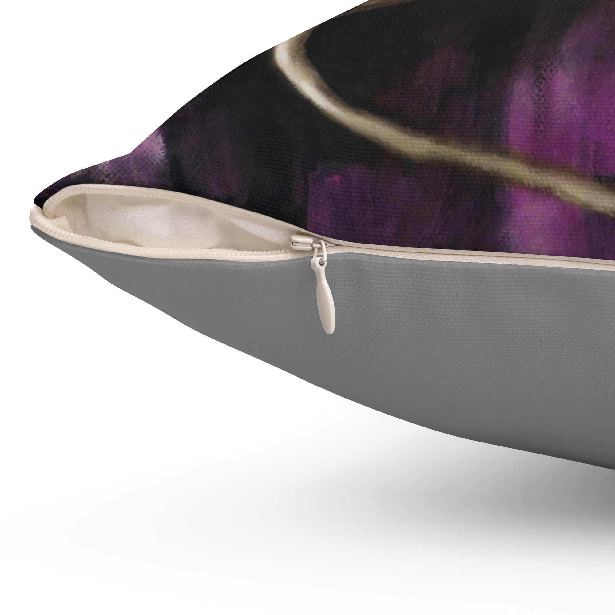 Manroot Magenta pillow